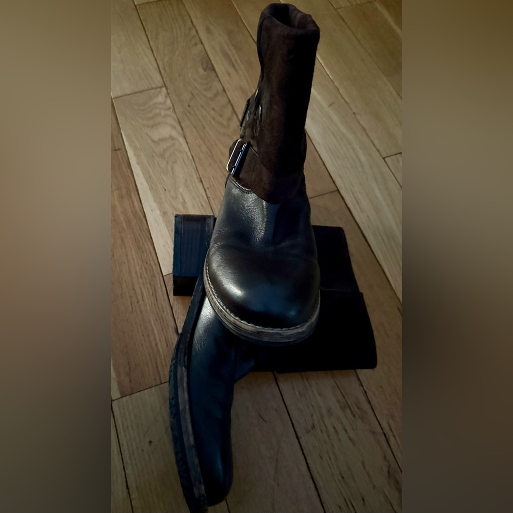 Clarks Brown Moto Boots - Picture 16 of 16